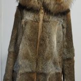 Abrigo piel conejo Ártico